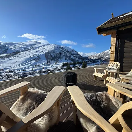 Dağ evi Luxurious For Family And Friends Stranda (More og Romsdal)