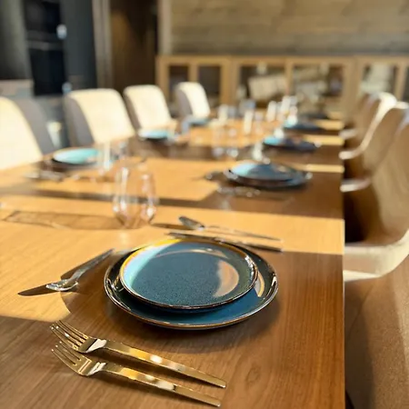 Luxurious For Family And Friends Chalet *